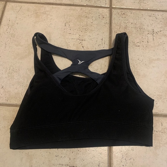 Old Navy Active Black Cross-Back Sports Bra - Size M - Picture 2 of 5